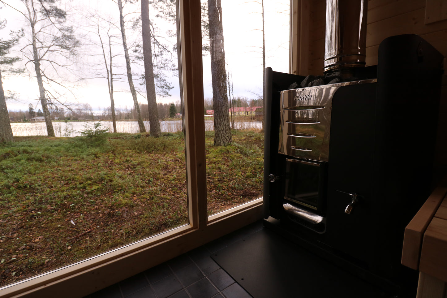wellmia Halden XL | Gartensauna mit Vorraum und Überdach Fichtenholz  | 254 x 568 x 274 cm (B/T/H)
