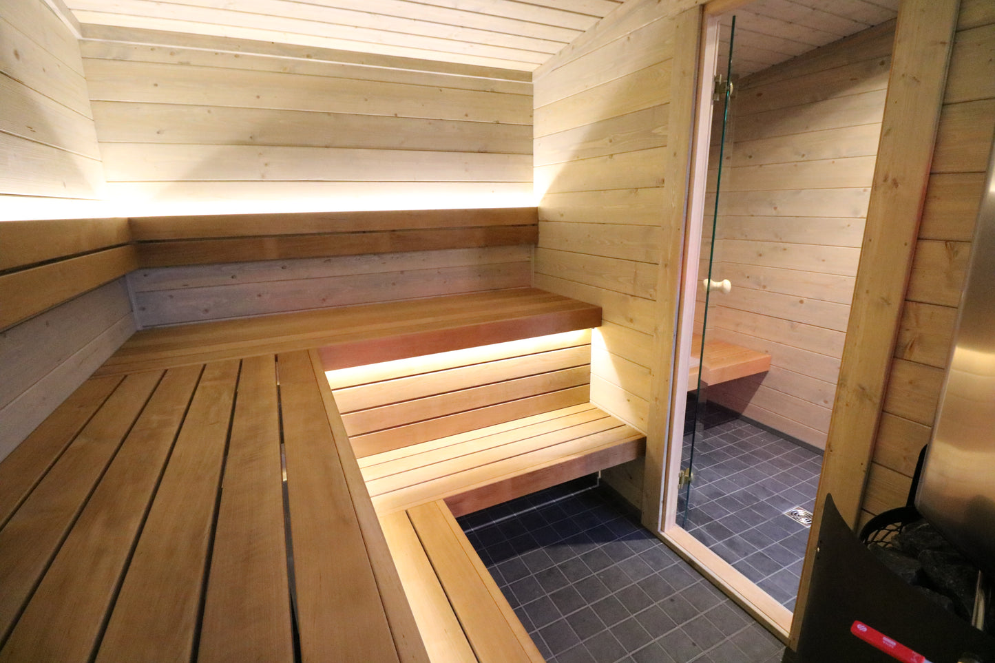 wellmia Halden XL | Gartensauna mit Vorraum und Überdach Fichtenholz  | 254 x 568 x 274 cm (B/T/H)