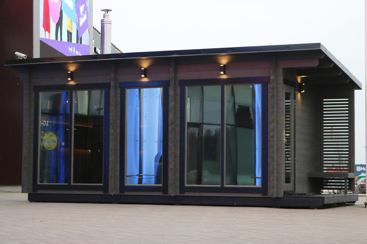 wellmia Halden XL | Gartensauna mit Vorraum und Überdach Fichtenholz  | 254 x 568 x 274 cm (B/T/H)