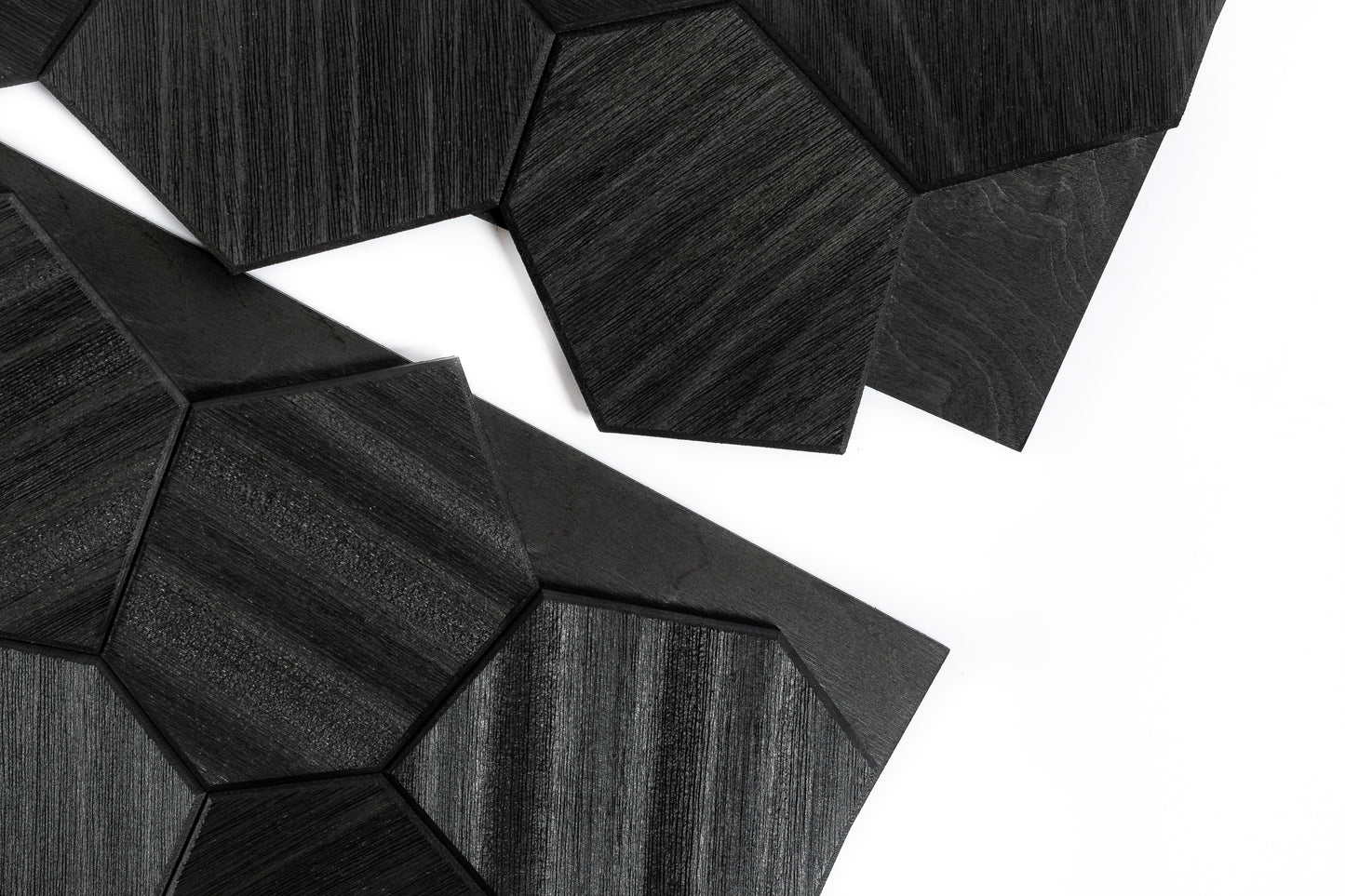 wellmia® Royal Black | Sauna Dekopaneel für die Wand und Decke | Abachiholz | 0,86 m2